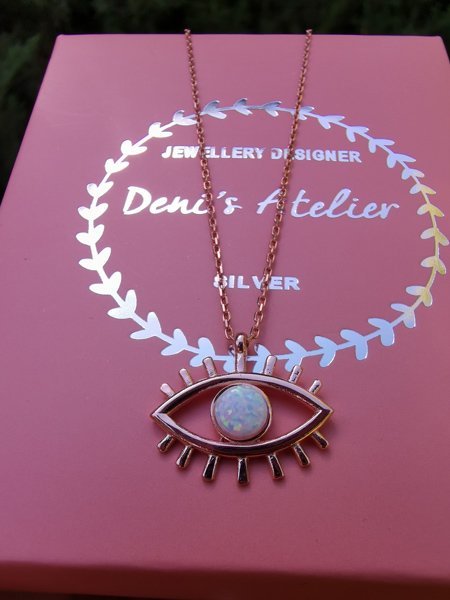 Beyaz Opal Göz Kolye