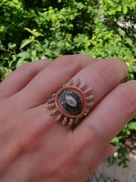 Taşlı Kirpik Göz yüzük