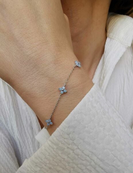 Üçlü Mavi Opal Taşlı Yonca Bileklik