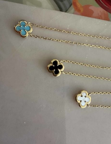 Sedef Taşlı Yonca Kolye-İthal