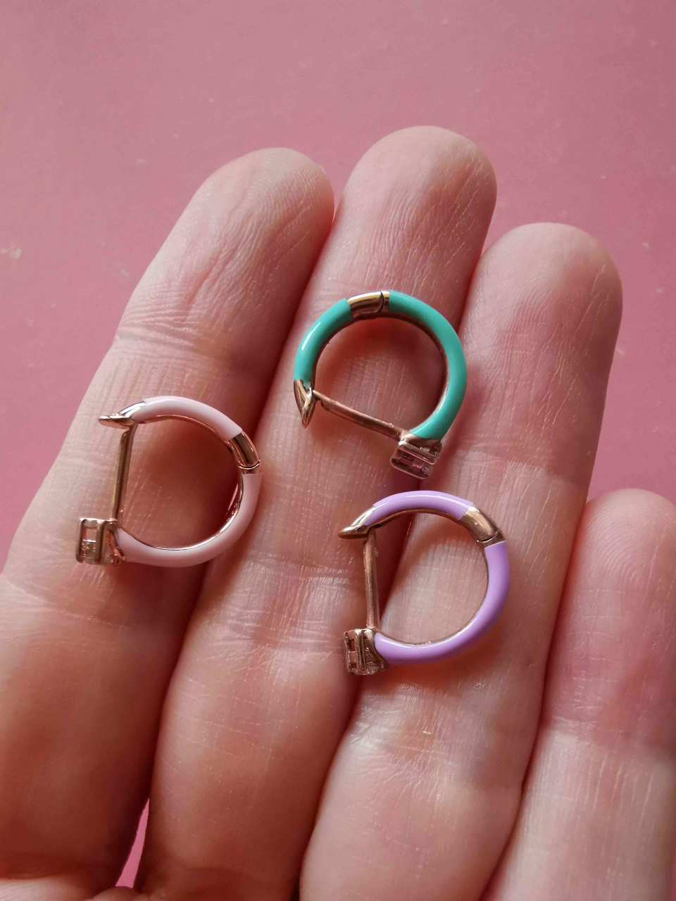 Pastel Mineli Halka Küpe-TEK