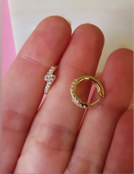 Çarpı Hug Küpe 1 cm -İthal TEK