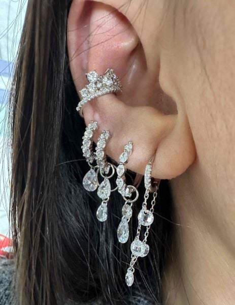 Serina Kristal Taşlı İthal Halka Küpe-TEK