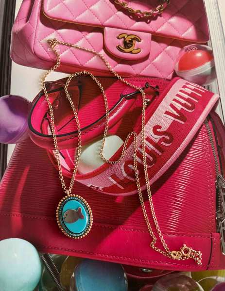 Balıklı Madalyon Kolye