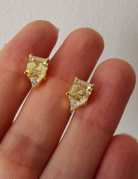 Sarı Baget Taşlı İthal Küpe-ÇİFT (Victoria Serisi)