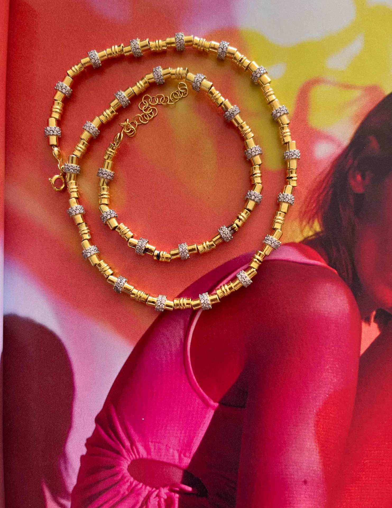 Taş Detaylı Çubuk Kolye Victoria Serisi