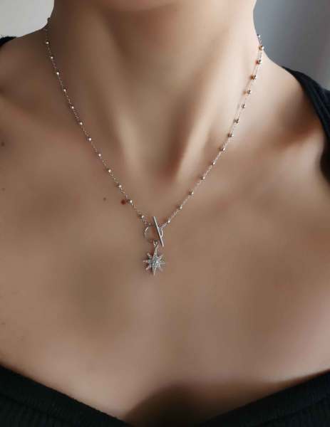 Topcuk Zincirli Kutup Yıldızı Kolye -İthal